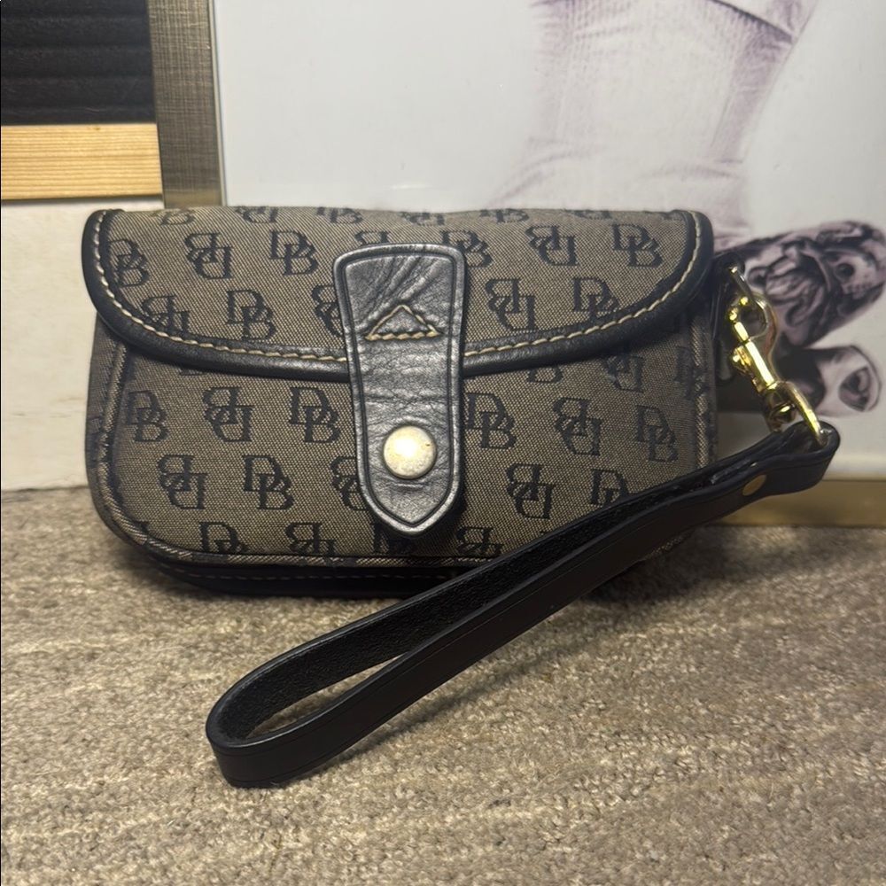 Dooney & Bourke Brown Wristlet